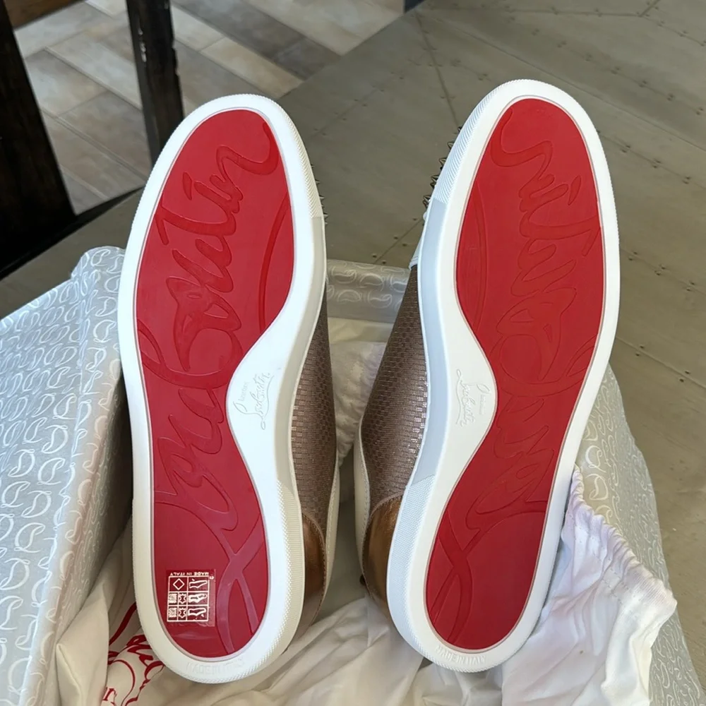 Christian Louboutin varsijunior spikes duo flat sneaker trainer white bronze 44